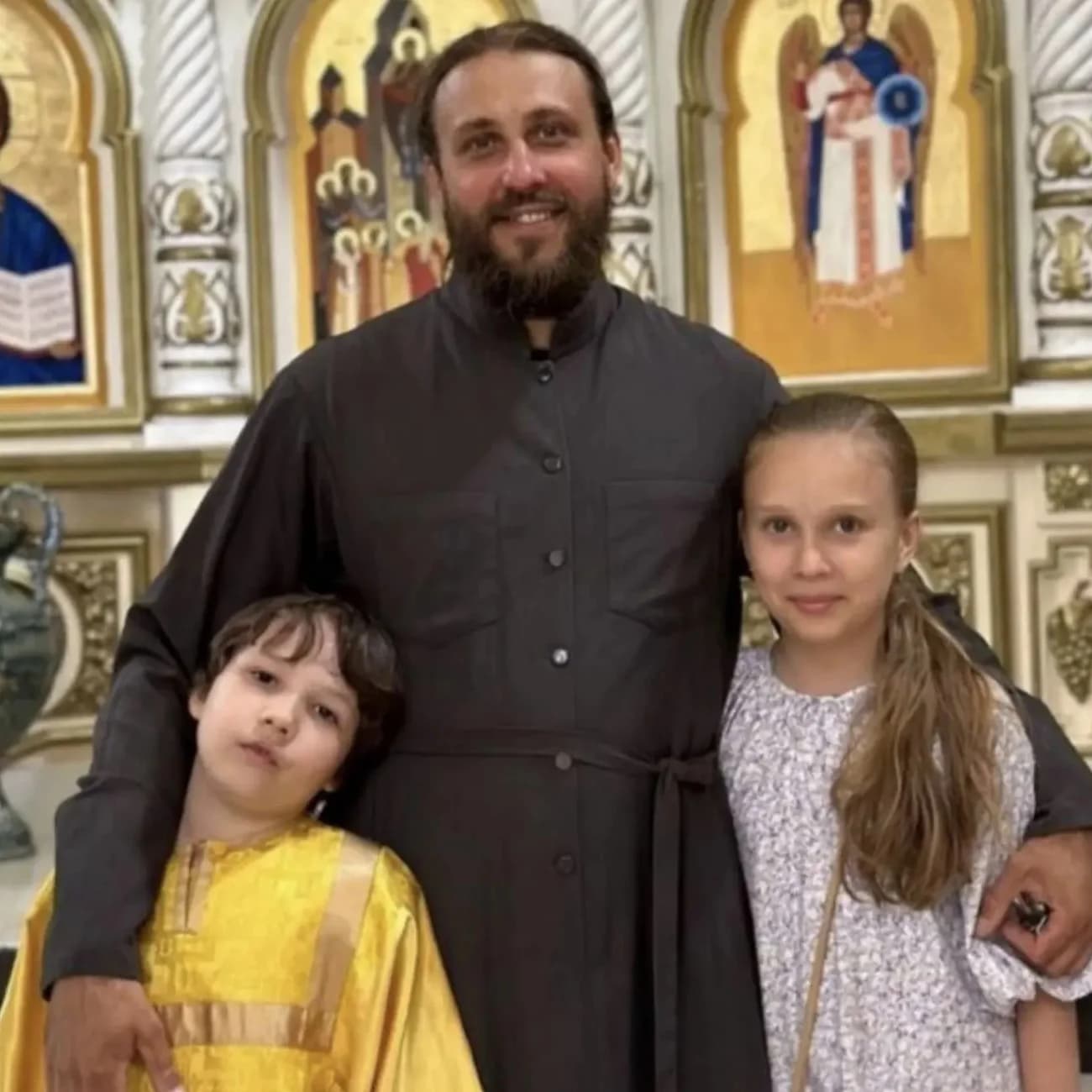 
Священник Алексей Шмонин
